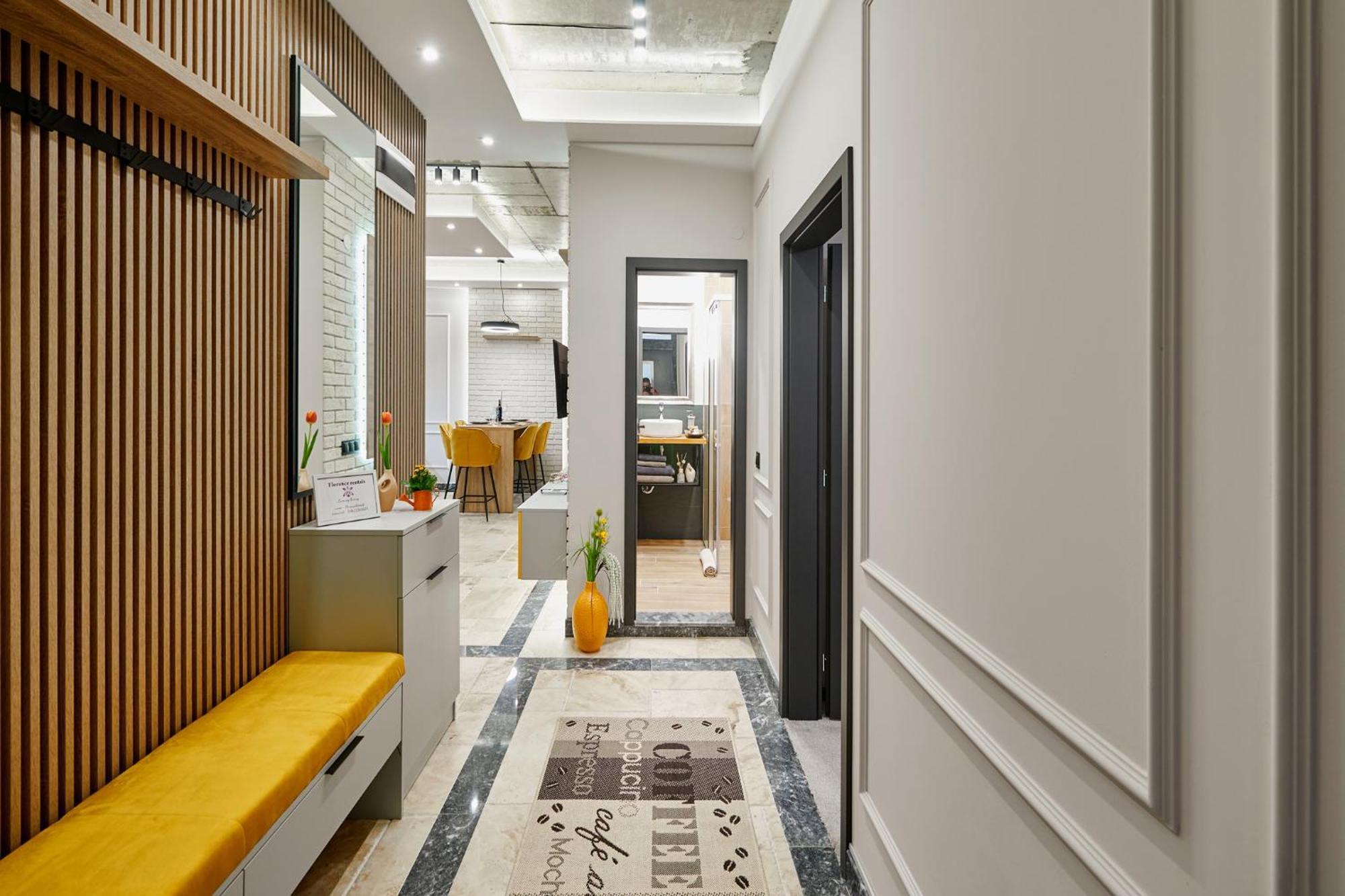 Florance Rentals Luxury Apartments In Бургас Екстериор снимка