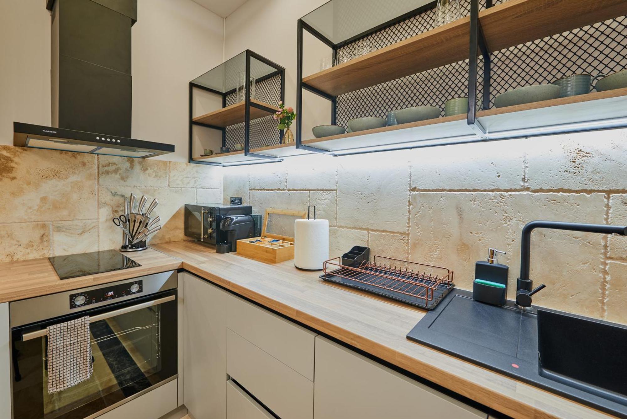 Florance Rentals Luxury Apartments In Бургас Екстериор снимка