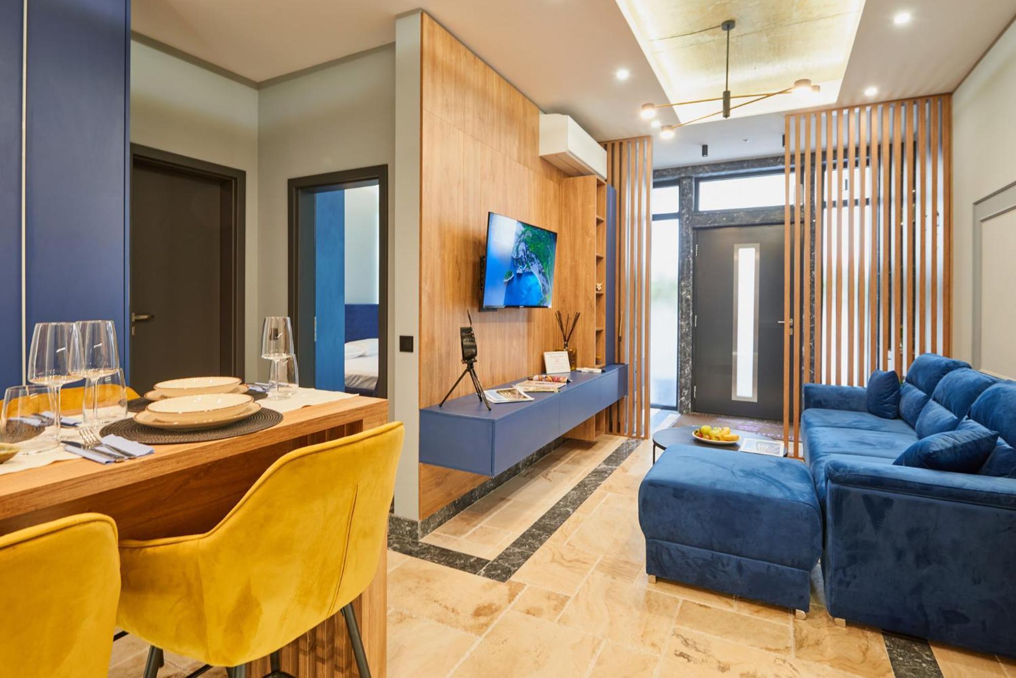 Florance Rentals Luxury Apartments In Бургас Екстериор снимка