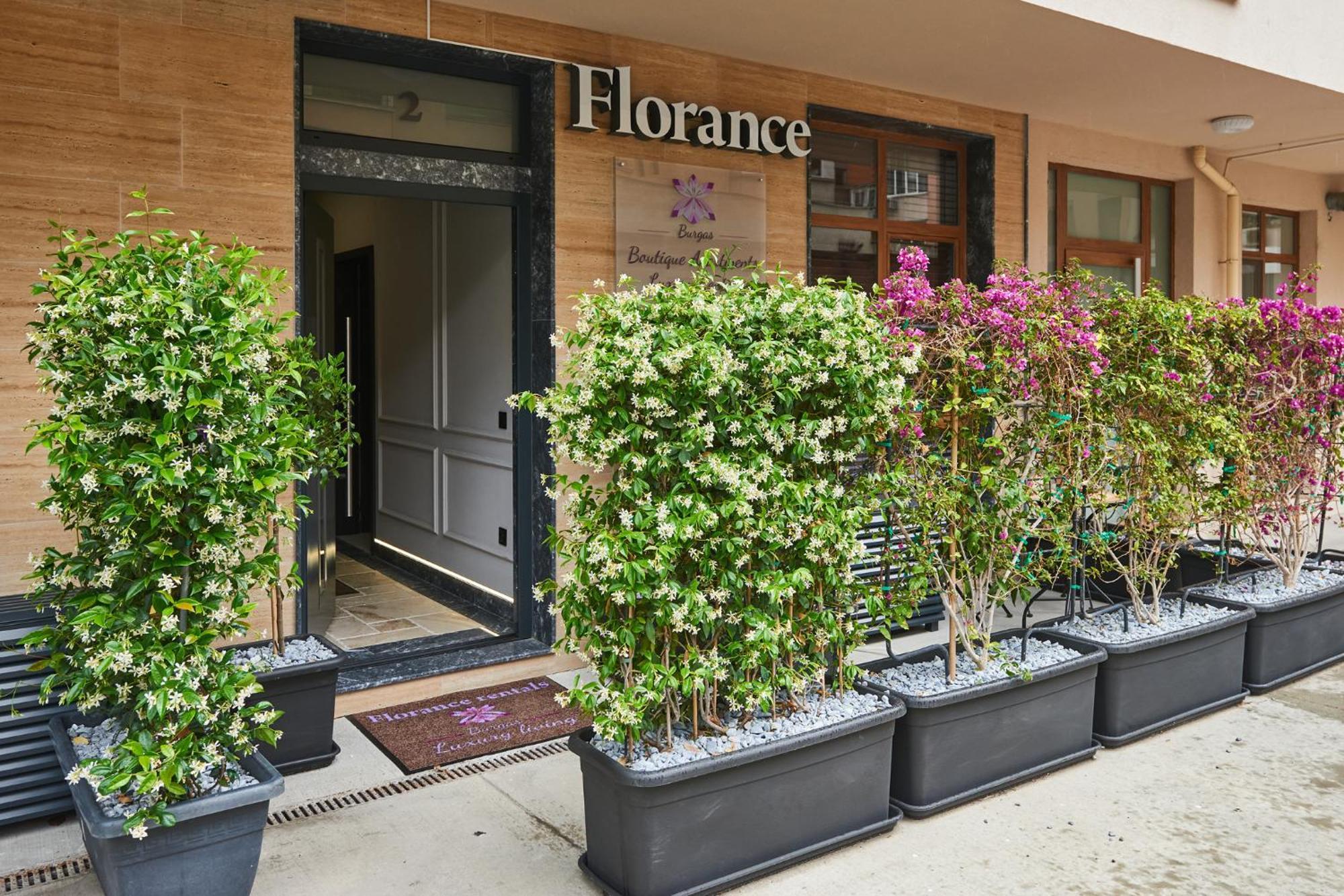 Florance Rentals Luxury Apartments In Бургас Екстериор снимка