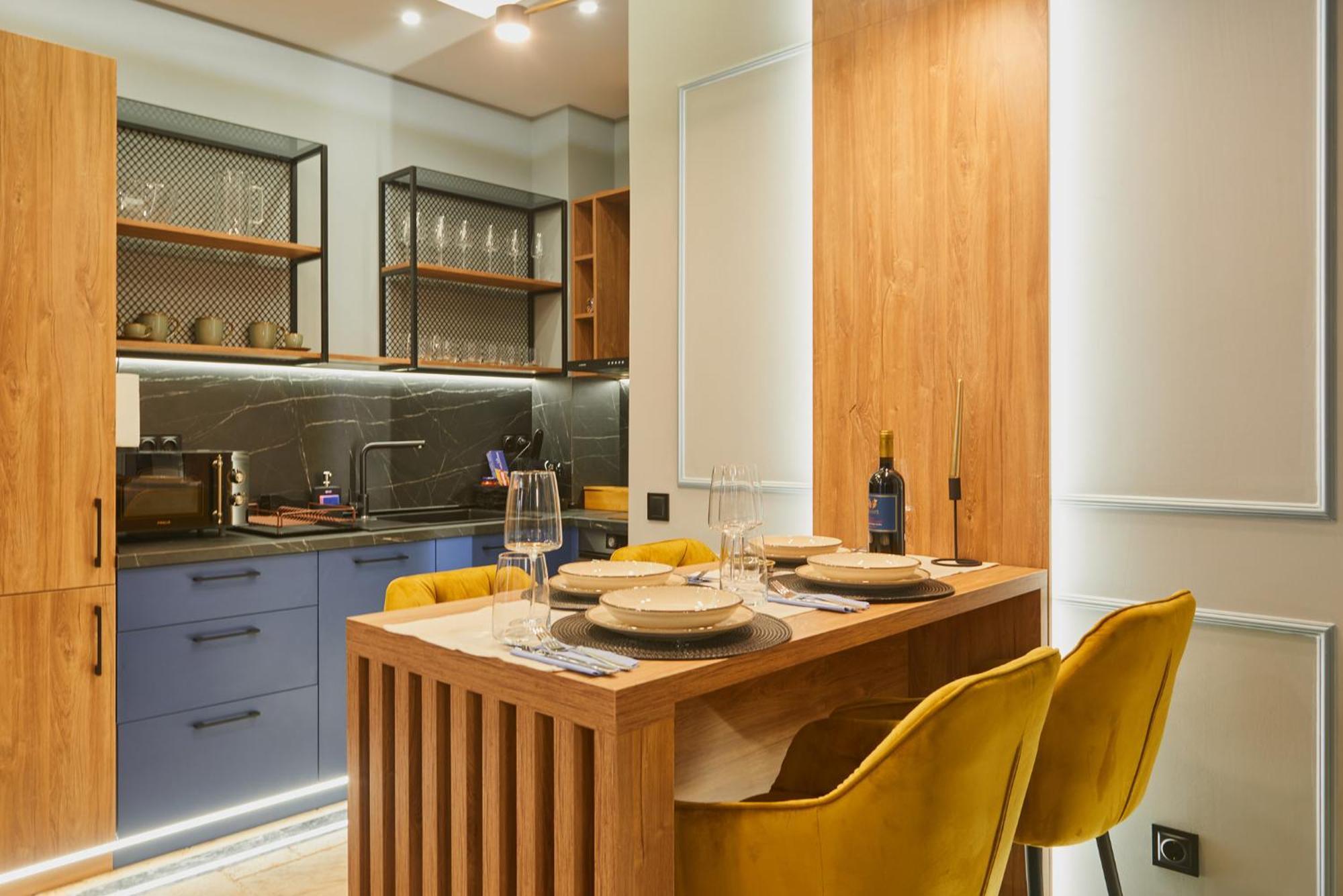 Florance Rentals Luxury Apartments In Бургас Екстериор снимка